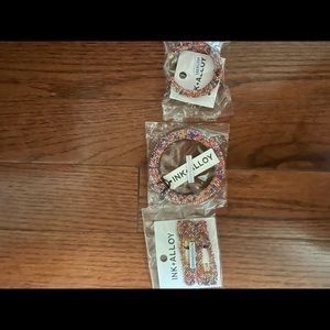 Ink+Alloy hair clip, hoop earring and bangle set